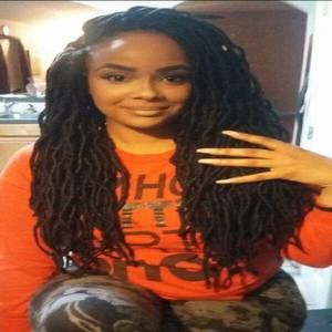 Meet your Posher, Carmen